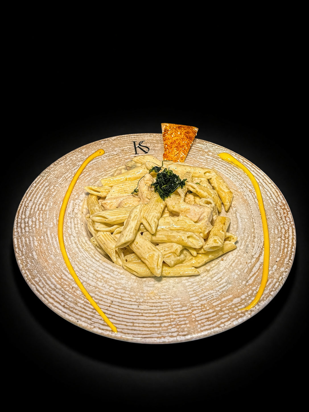 Kremalı Tavuklu Penne